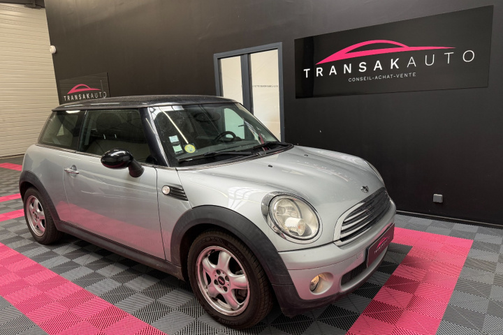 MINI HATCH R56