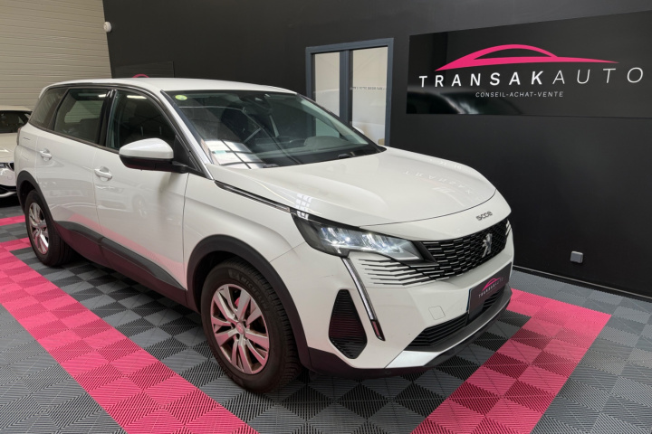 PEUGEOT 5008